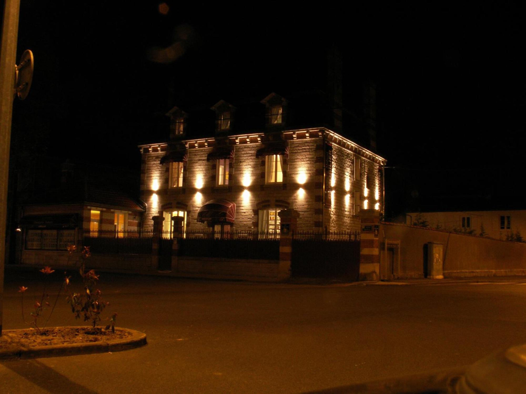 Hotel Manoir Francois 1Er Vitry-le-François Esterno foto