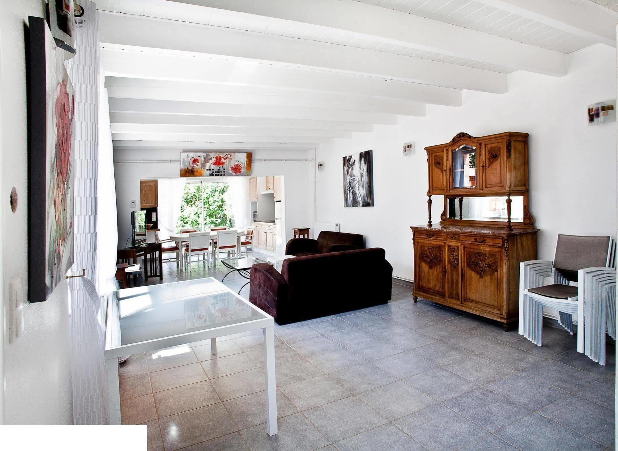 Hotel Manoir Francois 1Er Vitry-le-François Esterno foto