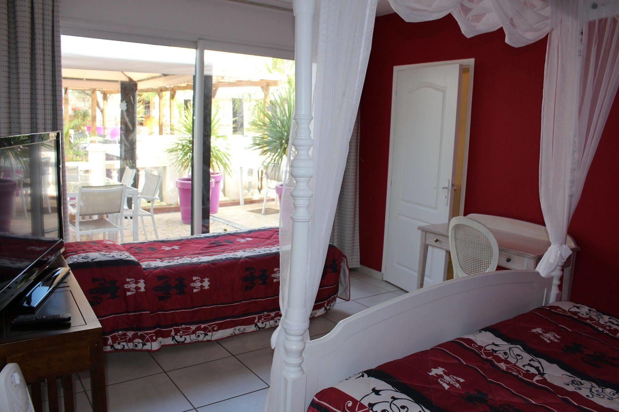 Hotel Manoir Francois 1Er Vitry-le-François Esterno foto