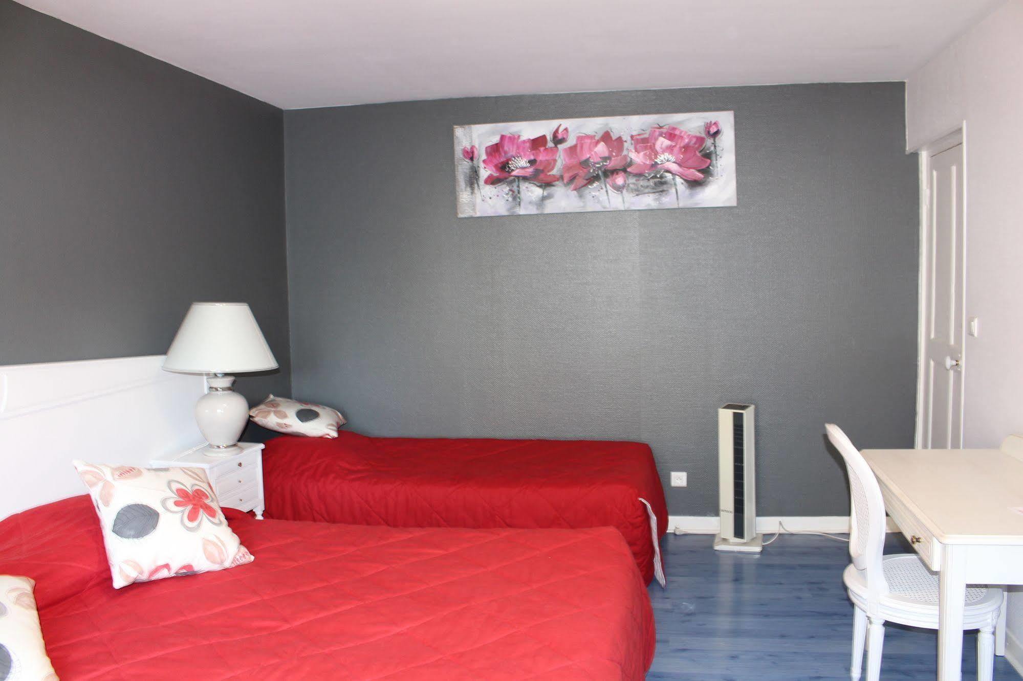 Hotel Manoir Francois 1Er Vitry-le-François Esterno foto