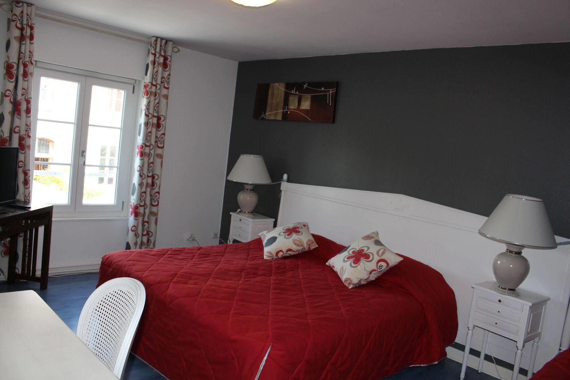 Hotel Manoir Francois 1Er Vitry-le-François Esterno foto